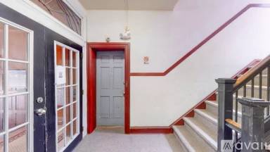 Main picture of Hampton Court Apartments