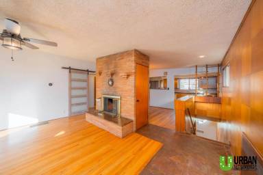 Main picture of 3423 S Grand Blvd