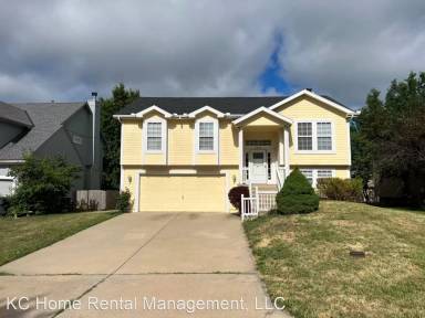 Main picture of 1033 N Crest Dr