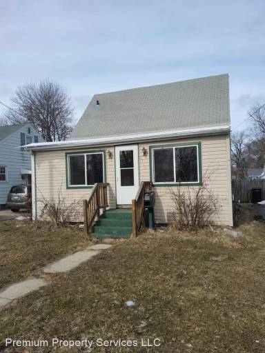 Main picture of 1733 W Grand Ave