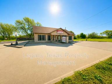 Main picture of 508 N Crowley Rd