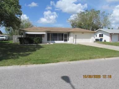 Main picture of 10411 Azalea Dr