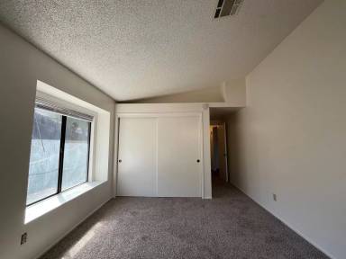 Main picture of 309 Oak Meadow Ln