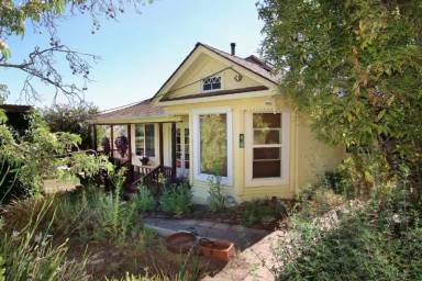 Main picture of 48 Valley View Rd