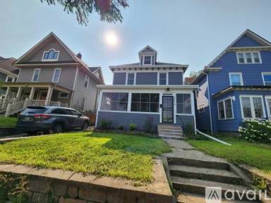 Main picture of 2604 Aldrich Ave S