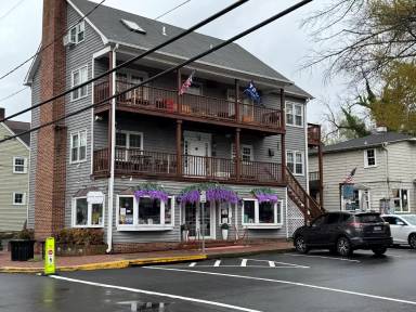 Main picture of 199 Union St