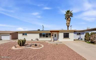 Main picture of 7107 Parkland Dr