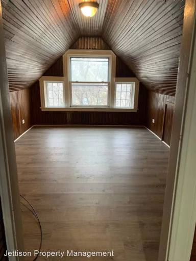 Main picture of 34 Canfield Pl