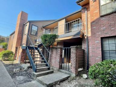 Main picture of Woodside Condominiums