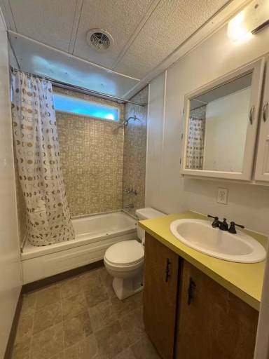 Main picture of 3731 Summers Ln