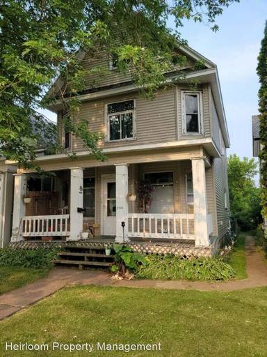 Main picture of 2315 Oakes Ave