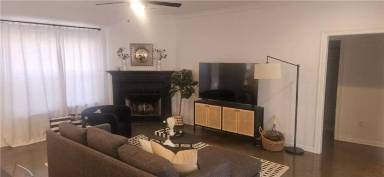 Main picture of 1290 N Sang Ave