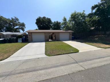 Main picture of 5324 Bellflower Way