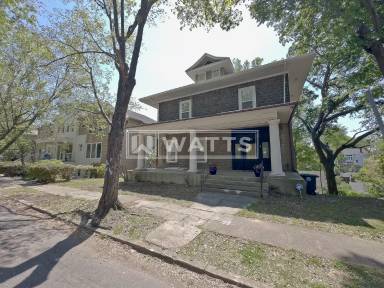 Main picture of 1022 28th Pl S