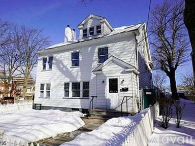 Main picture of 306 Woodside Ave