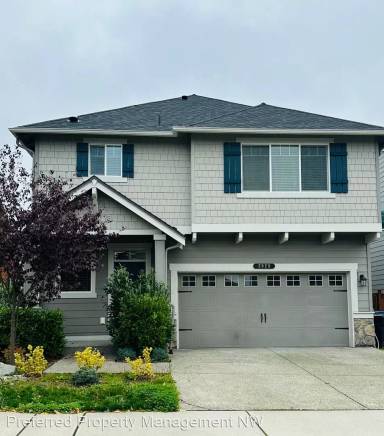Main picture of 2929 84th Ave NE