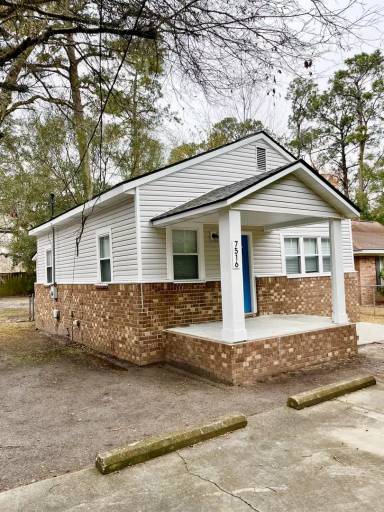 Main picture of 7516 Johnny Mercer Blvd