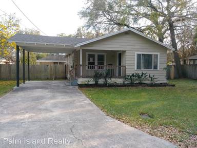 Main picture of 111 W Strickland St