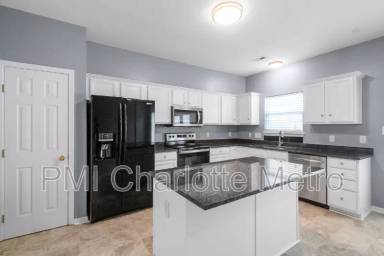 Main picture of 9707 Mallard Glen Dr