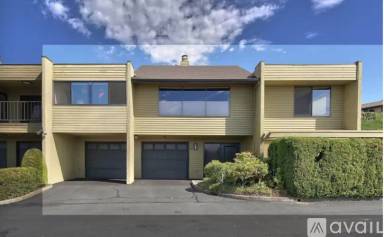Main picture of 6900 SE Riverside Dr