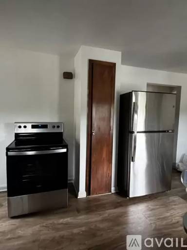 Main picture of 2406 S 54th St