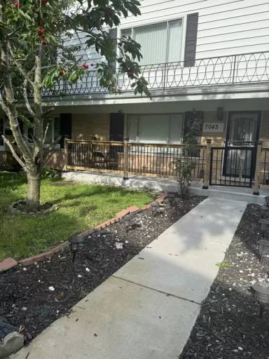 Main picture of 7045 W Carol Ave