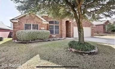Main picture of 1307 Maple Terrace Dr