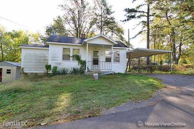 Main picture of 306 Englehart Ln