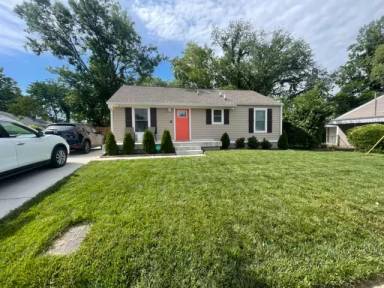 Main picture of 2402 Hammond Dr