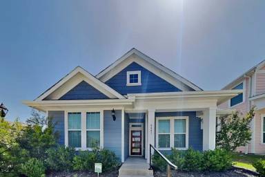 Main picture of 8441 Royal Star Rd