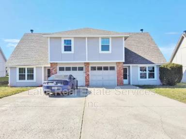 Main picture of 715 SW 36th Street Ter