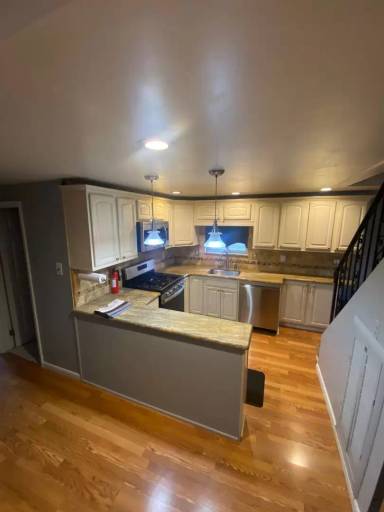 Main picture of 233 S State Rd