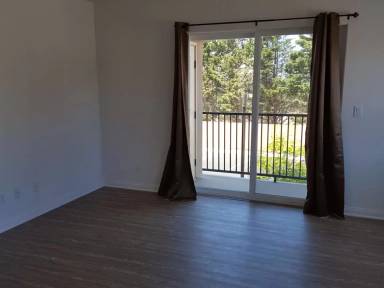 Main picture of 170 Branch St