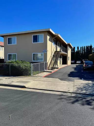 Main picture of 224 Eastside Dr