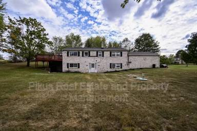 Main picture of 12544 Osborne Ave NE