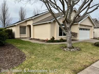 Main picture of 752 Fernwood Dr