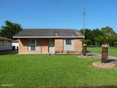 Main picture of 1708 N Avenue R