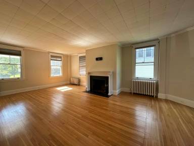 Main picture of 136 Bartlett Ave