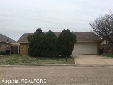 Main picture of 7910 White Blvd