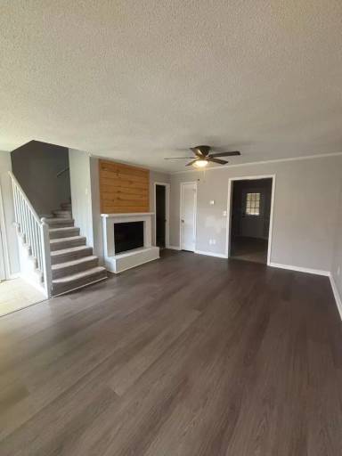 Main picture of 11568 Jade Ln SE