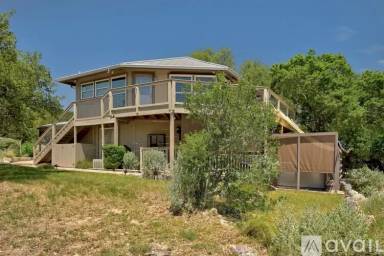 Main picture of 2437 Crosswind Dr