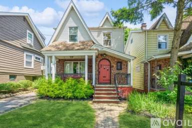 Main picture of 27 Oakdale Ave