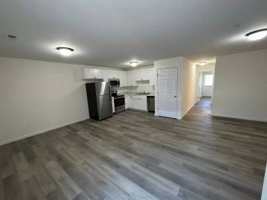 Main picture of 4 Quail Run Blvd