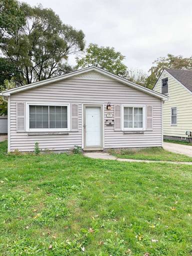 Main picture of 27408 Delton St