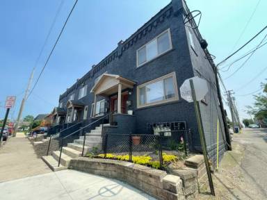 Main picture of 109 E 9th Ave