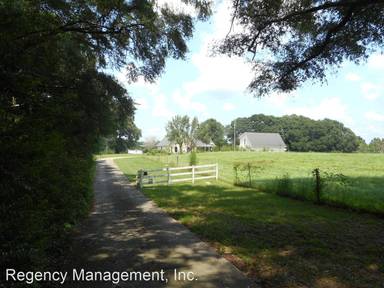 Main picture of 933 County Road 72
