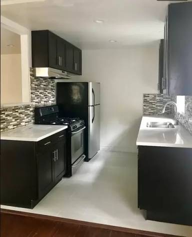 Main picture of 1231 N Formosa Ave