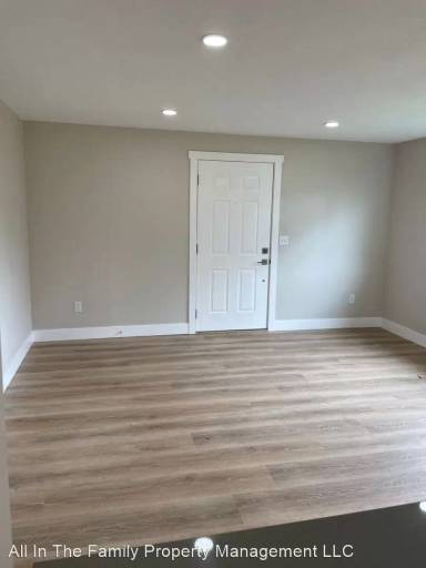 Main picture of 4580 SW 196th Ave