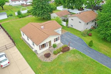 Main picture of 8167 Anderson Ave NE
