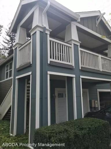 Main picture of 10518 221st Ln NE